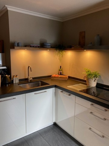 Wandplank hoekopstelling