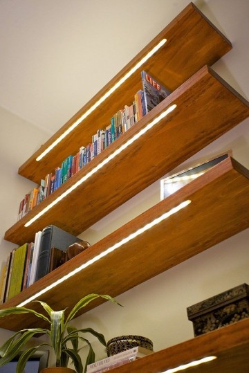 Wandplank met ledstrip 0